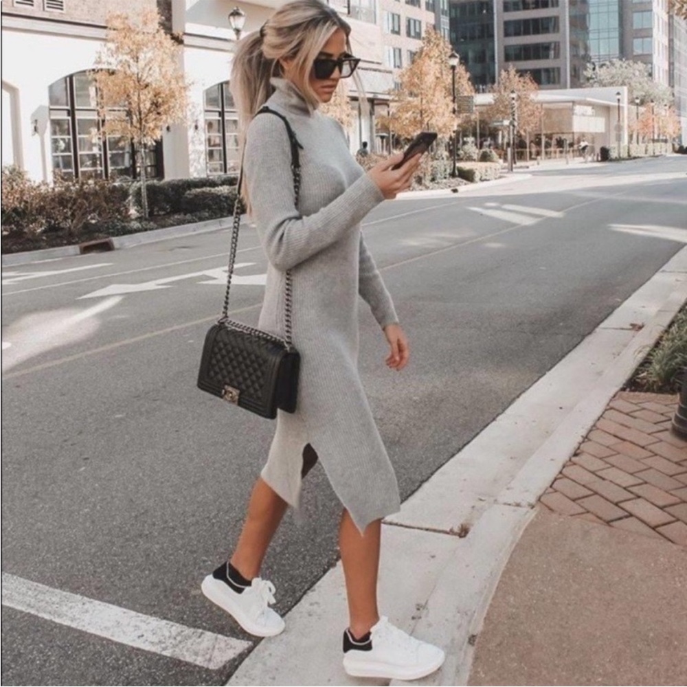 **HP** NWOT Lulu’s Sheerah Heather Grey Turtleneck Midi Sweaterdress - Size S